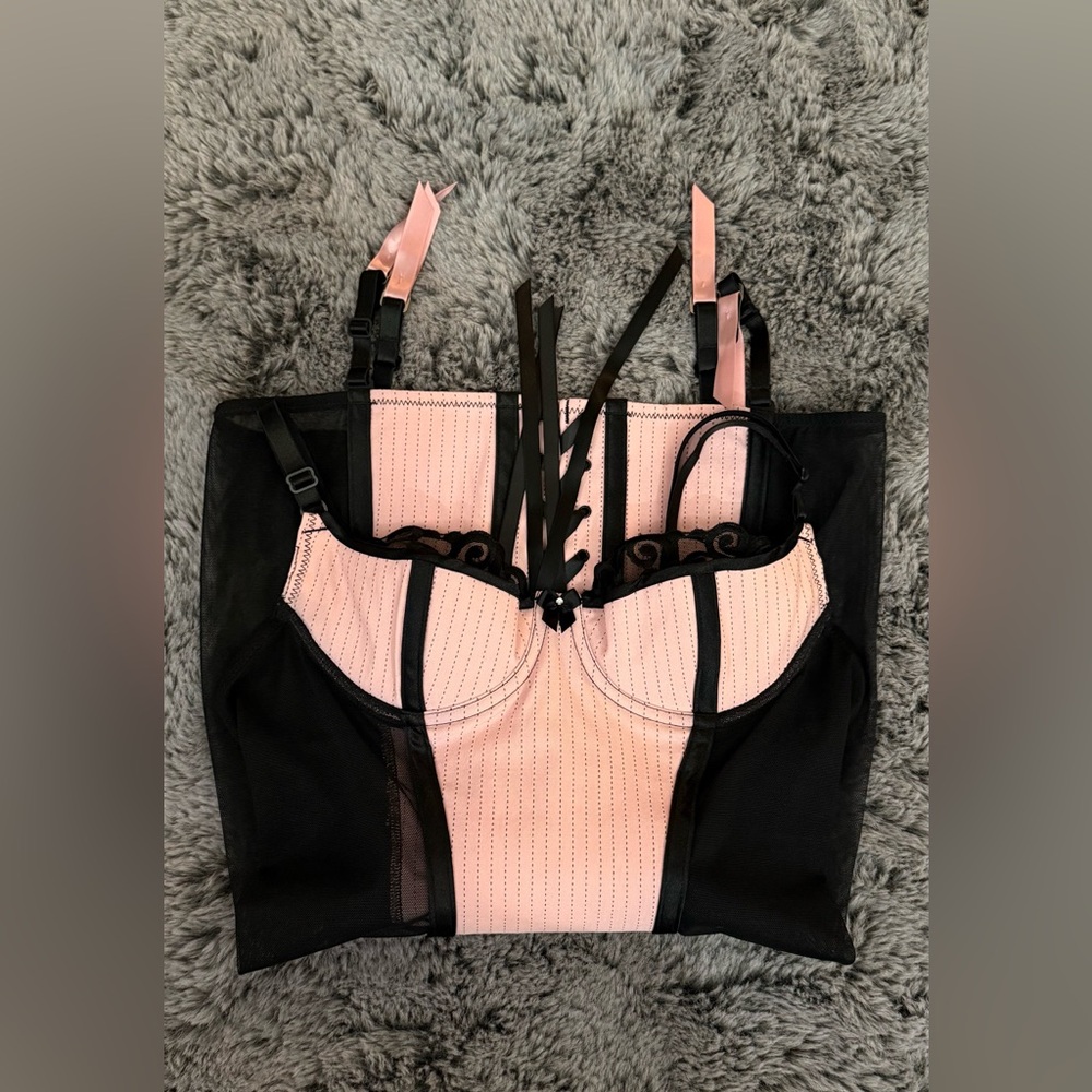 Shirley of Hollywood Pinstripe Corset Dress Size 34 Black & Pink Lingerie Set - Picture 13 of 16